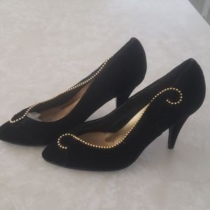 Black velvet & gold beaded 3.5" heels